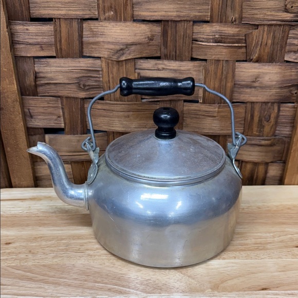 Other - Classic Silver Teapot with Black Handle